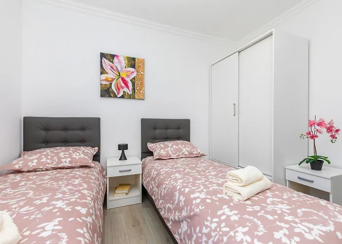 Paradise With Swimming Pool Gruda