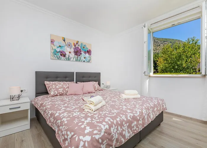 Appartamento Paradise With Swimming Pool Gruda